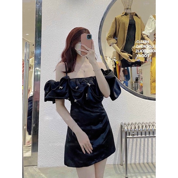 đầm bẹt vai đính nơ bèo tầng