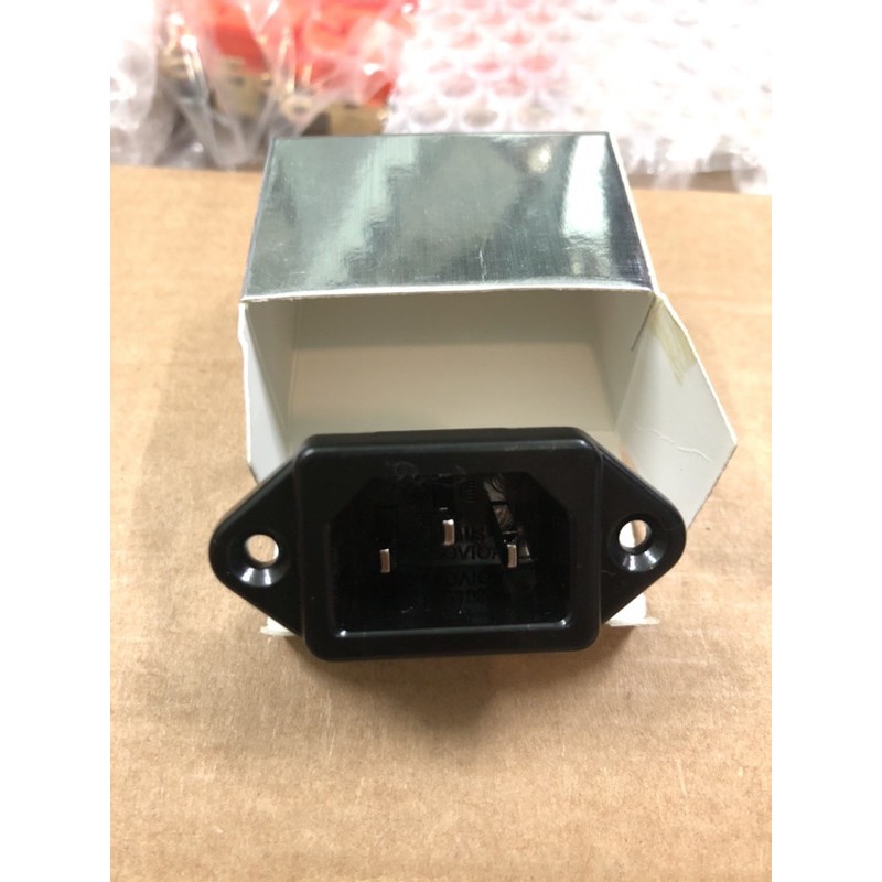 Ổ cắm nguồn Taiwan AC-3 chân dành cho Audio