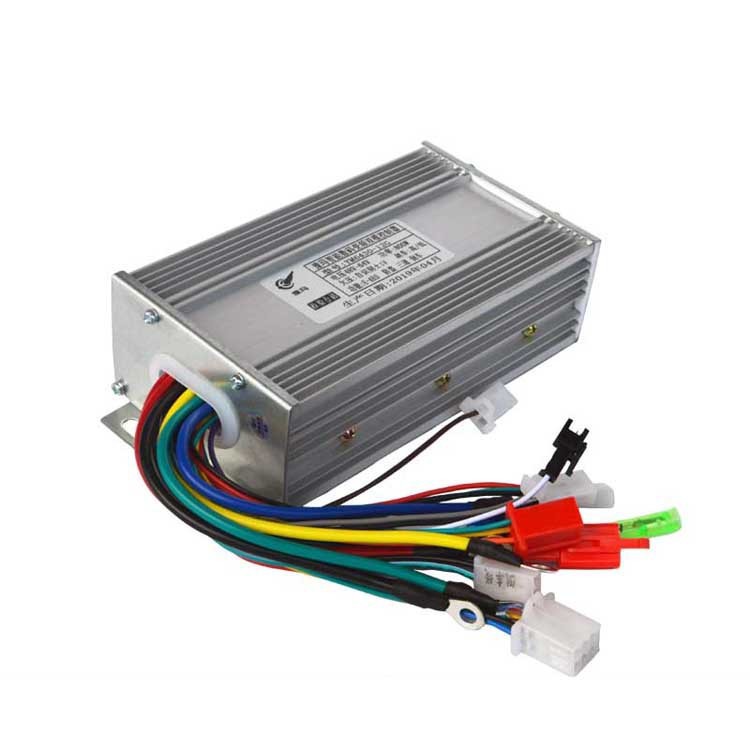 Ic bo đa năng 1000W 15 fet cho xe điện