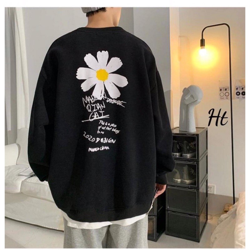 áo nỉ cổ tròn dài tay hoa cúc lưng chữ ký desinge