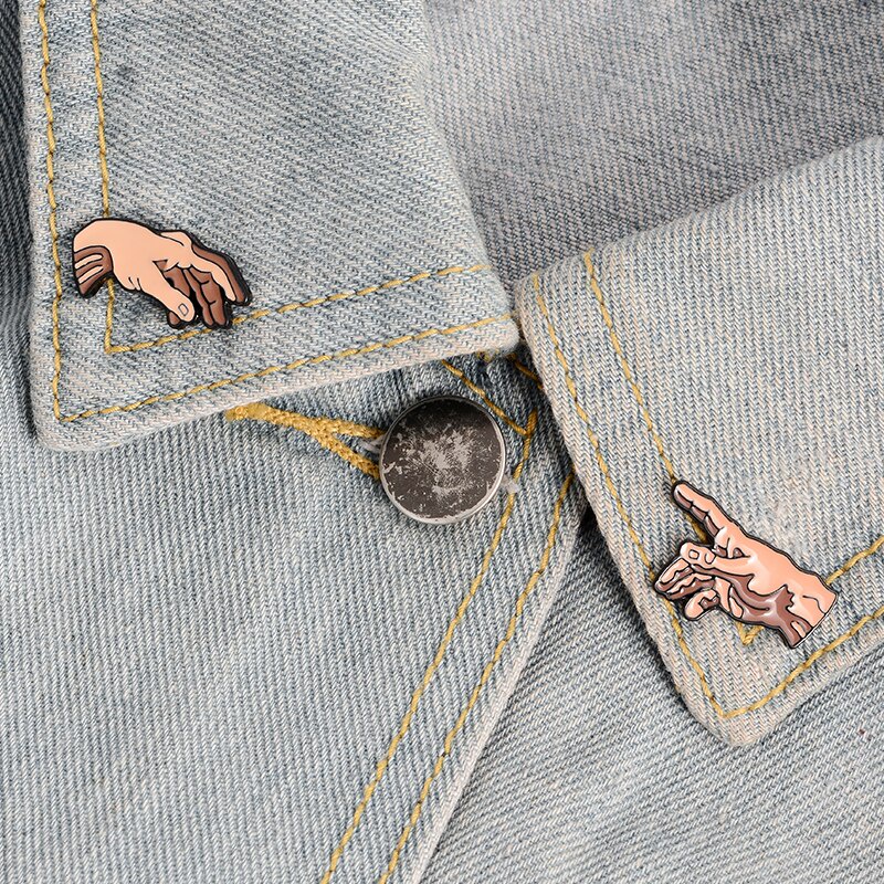 Ghim cài áo hình những người bạn thời trang