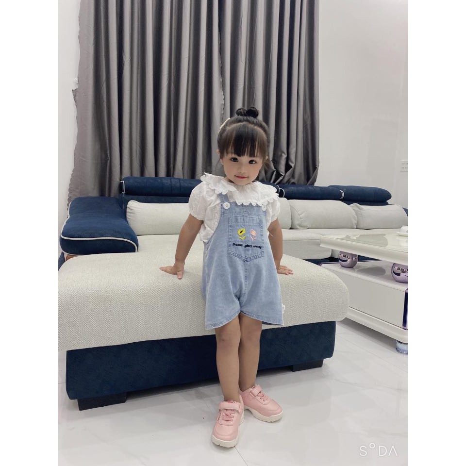 Set yếm bé gái kèm áo sơ mi ren cực xinh, yếm jeans cho bé gái cực xịn mềm mại - Chee Babyhome