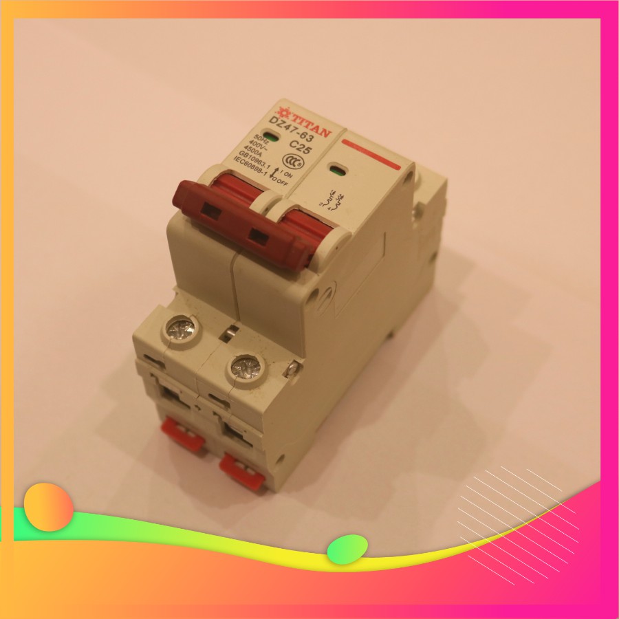 Aptomat 2 Pha Chống Quá Tải 25A Titan