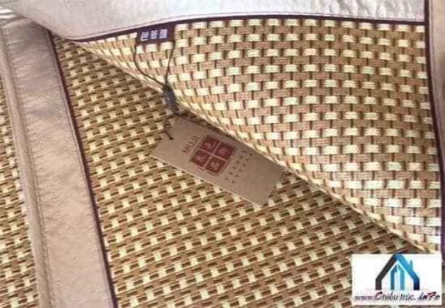 Chiếu mây MUJI điều hòa ( mặt sau là lụa có kèm 2 vỏ gối)