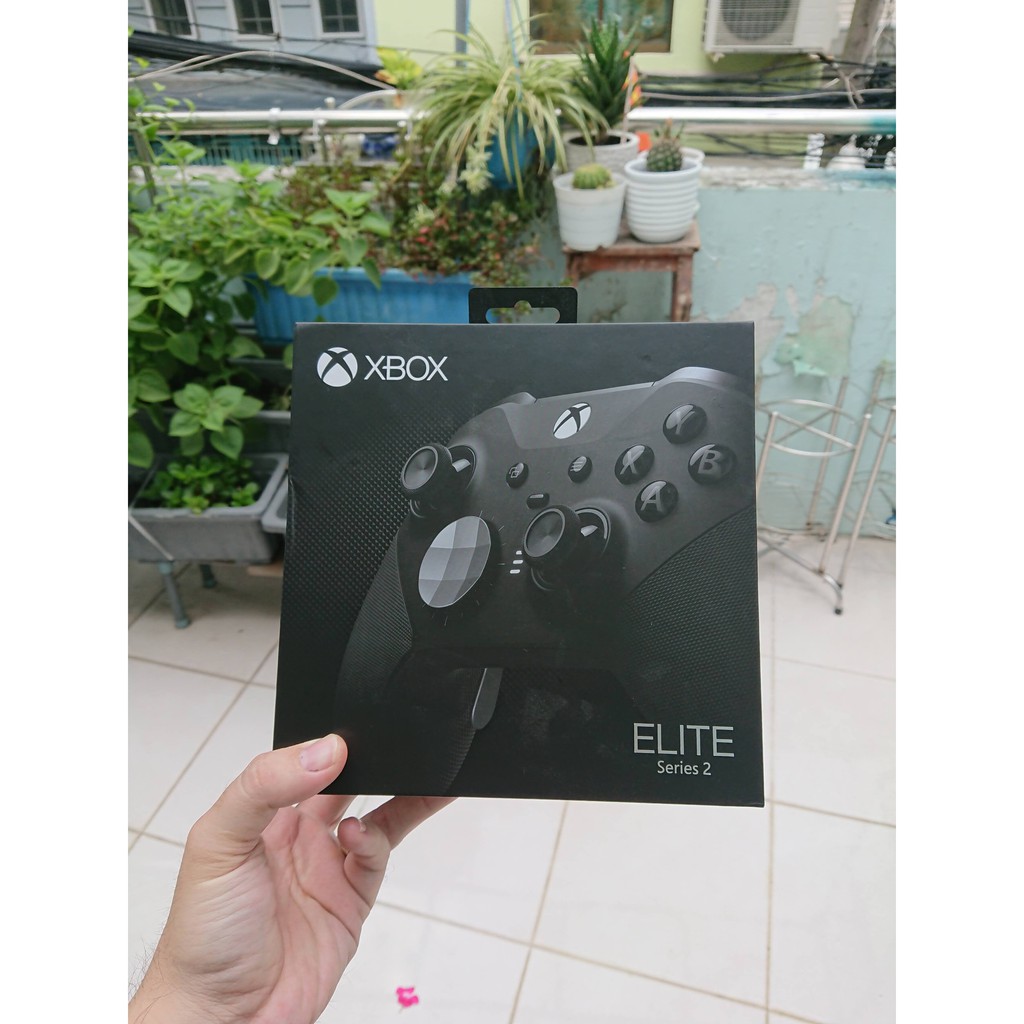 Tay cầm chơi game Xbox One Elite - Series 2
