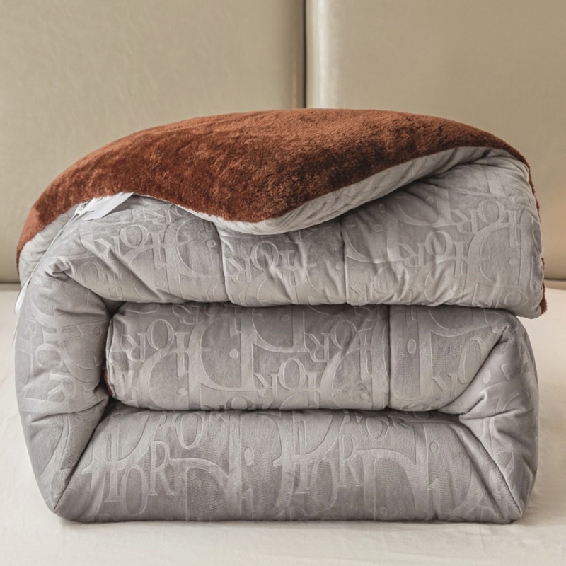 Chăn Lông Thỏ DIOR - Christian Bông Tấm 4,5KG Loại 1  ,chăn đông, chăn cừu