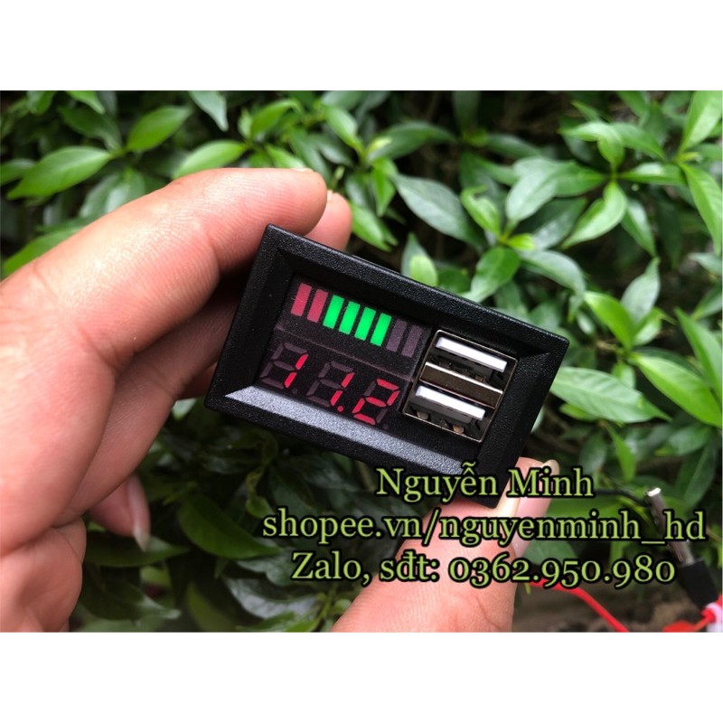 báo pin kèm cổng sạc USB 5v2a