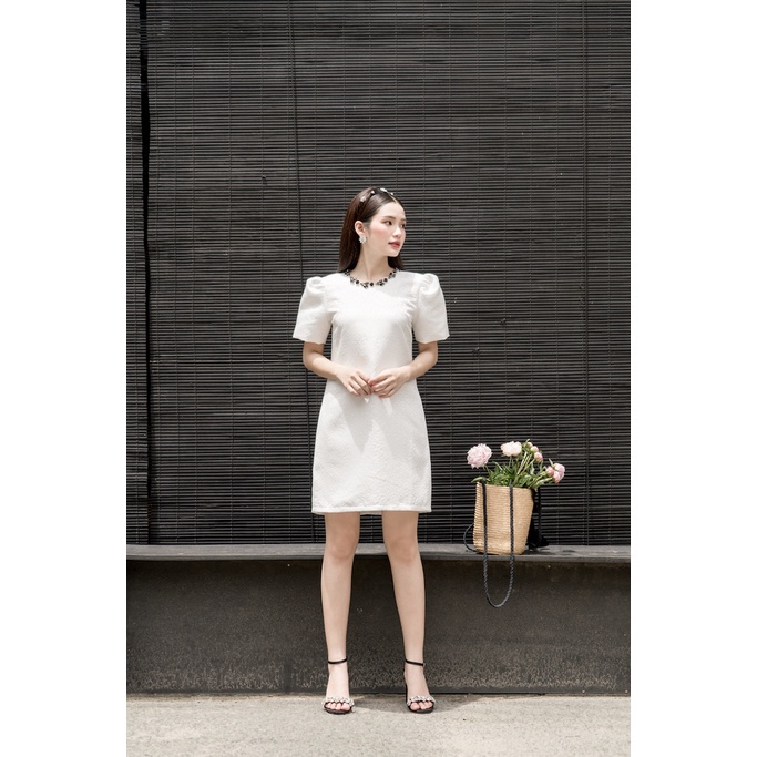 RẬP - Đầm Hoa Gấm Tay Phồng Đính Đá Cổ - TITI 04 TRẮNG HOA