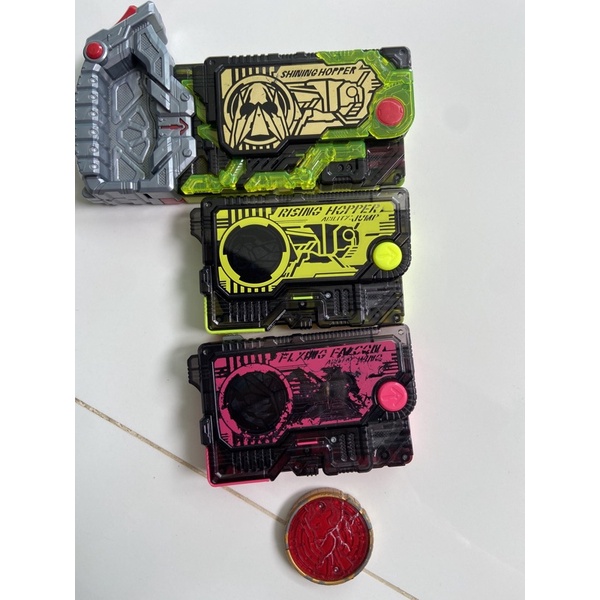 đồ chơi DX progrise key kamen rider zero one