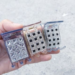 Kẹp tóc 5 răng trong đính xoàn