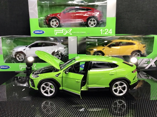 Xe Mô Hình Lamborghini Urus tỉ lệ 1:24 Hãng Welly sản xuất ( Xanh Lá )