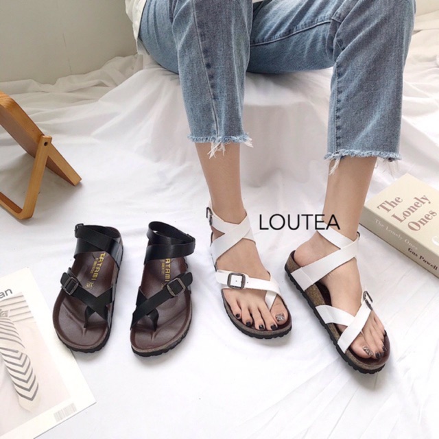 Sandal xỏ ngón