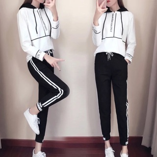 Bộ thể thao của nữ