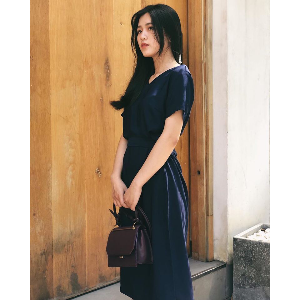 Váy Xanh Đen Serena Dáng Suông Dịu Dàng Cá Tính