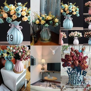 Bình hoa bằng gốm + hoa lụa trang trí phòng khách, quán sapa