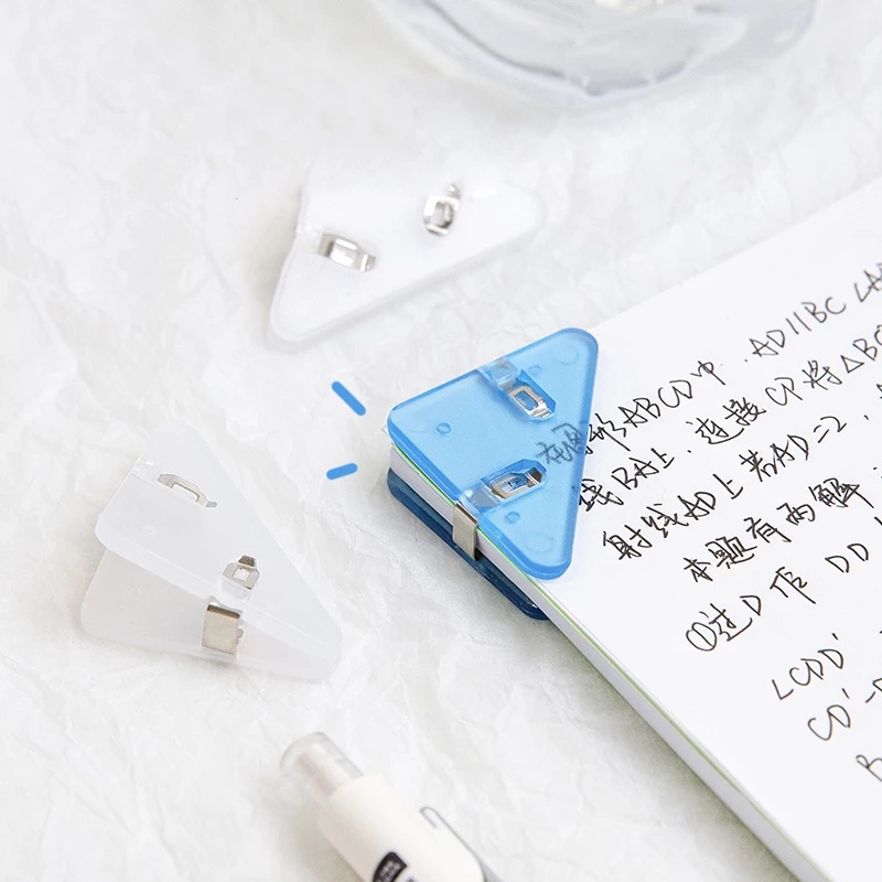 Set 5 kẹp giữ tài liệu hình tam giác bằng nhựa đa năng thiết kế dễ thương