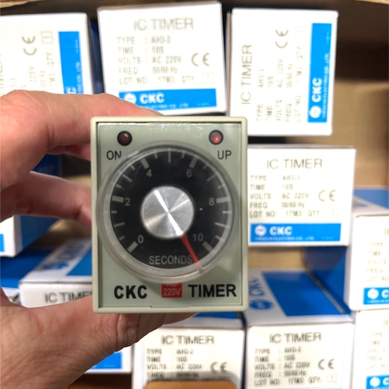 Rơ le thời gian CKC AH3-3 AC 220V kèm theo đế