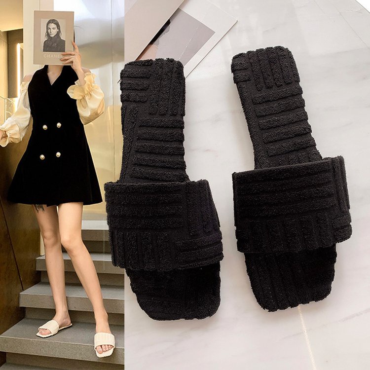 Dép quai ngang đầu vuông đế bằng thời trang cho nữ