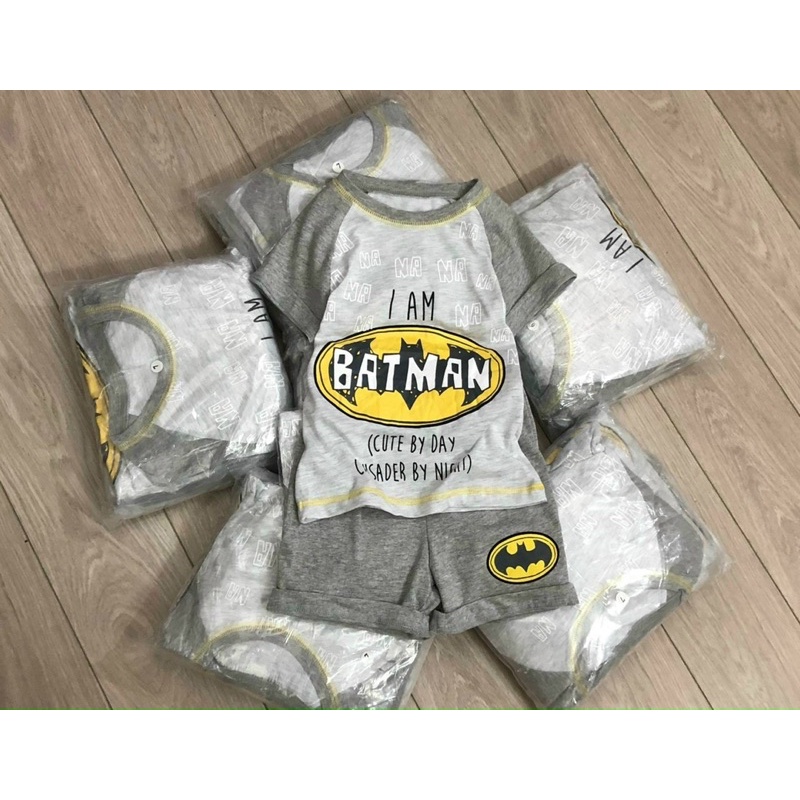 Bộ cộc tay cotton cho bé trai in hình Batman size từ 12-24 cân