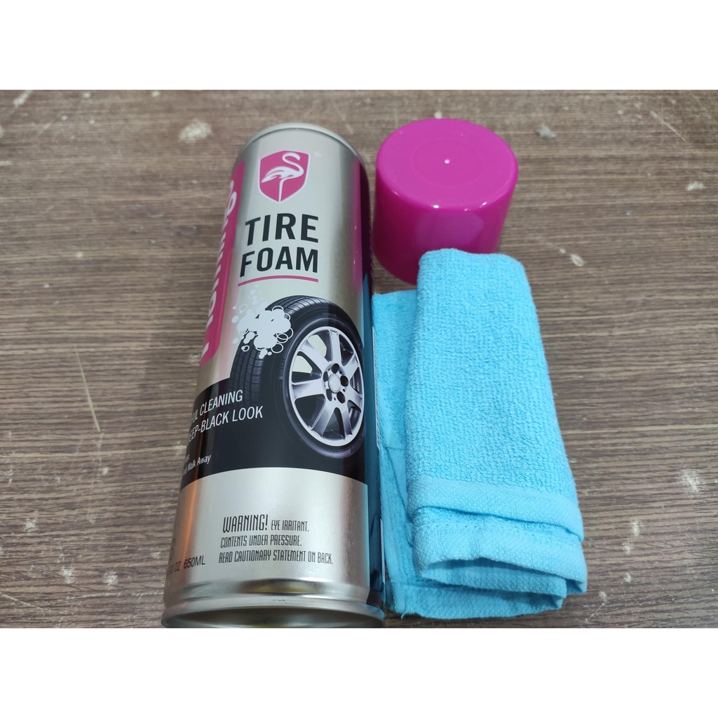 Làm Sạch Lốp Dưỡng Nhựa Nhám 2 Trong 1 Flamingo TIRE FOAM 650ml Kèm Khăn