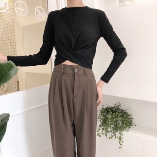 Áo thun xoắn eo