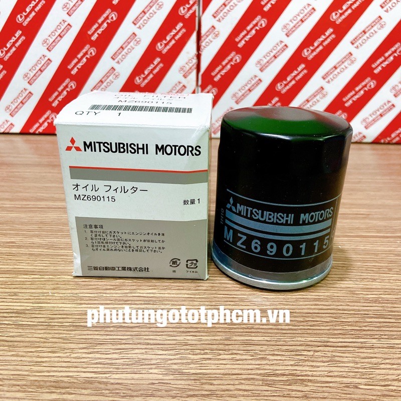 Lọc nhớt động cơ Attrage, Grandis, Mirage, Outlander, Pajero, Xpander.. MZ690115