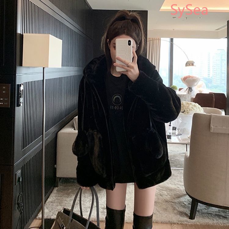 Áo khoác bằng lông giả thiết kế kiểu dáng tai thỏ đáng yêu cho nữ | BigBuy360 - bigbuy360.vn