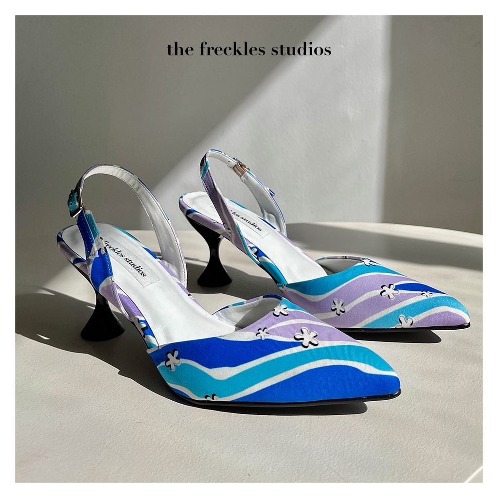 Giày Cao Gót Quai Hậu Freckles Studios Mũi Nhọn Slingback 7cm Hoa Caro
