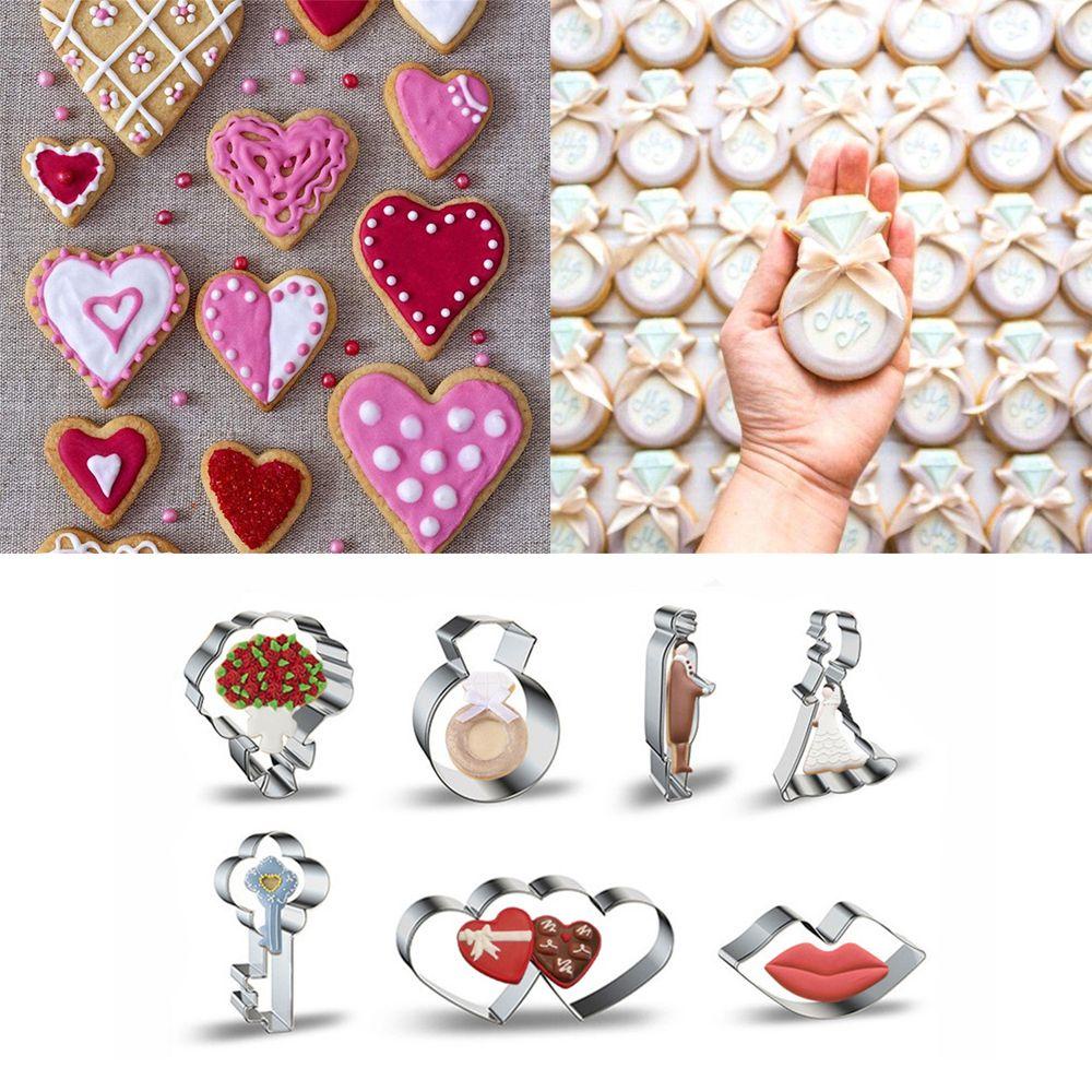 .Khuôn Cắt Bánh Quy Hình Trái Tim 3D