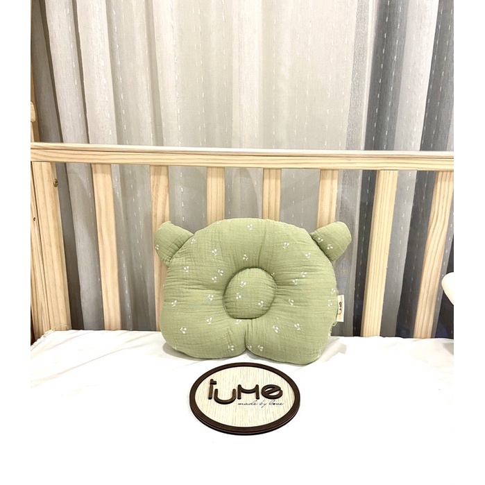 Set chăn gối Cherry nền xanh cho bé sơ sinh, vải xô Muslin cao cấp thương hiệu IUME Kids