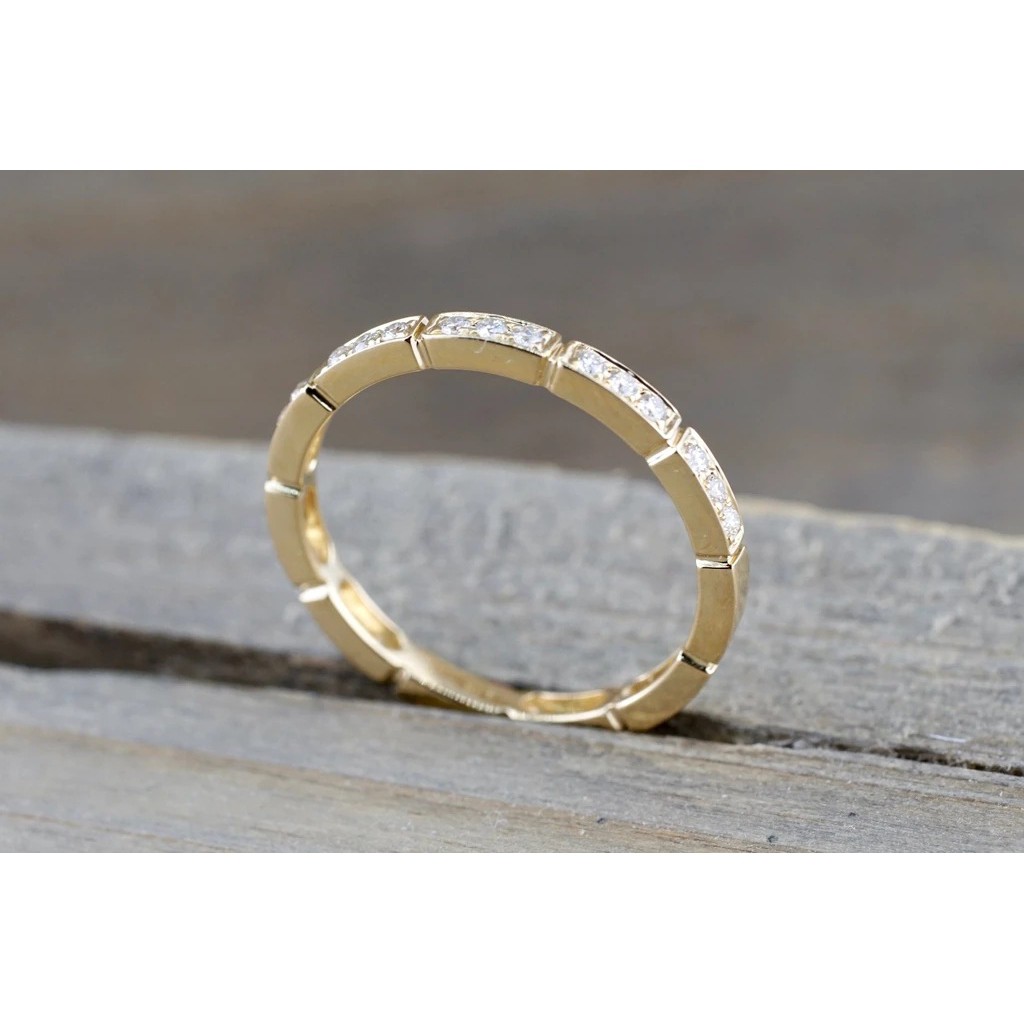 Nhẫn đeo ngón tay bằng kim loại đính đá lấp lánh sang trọng cho nữ