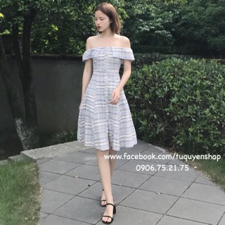 Váy trễ vai kẻ khuy dọc 0vmd.00022.xd.fs