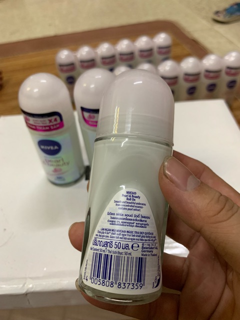 Lăn Ngăn Mùi Nivea Pear and Beauty 50ml