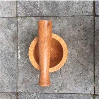 Bộ chày cối giã hành tỏi bằng gỗ dừa ép