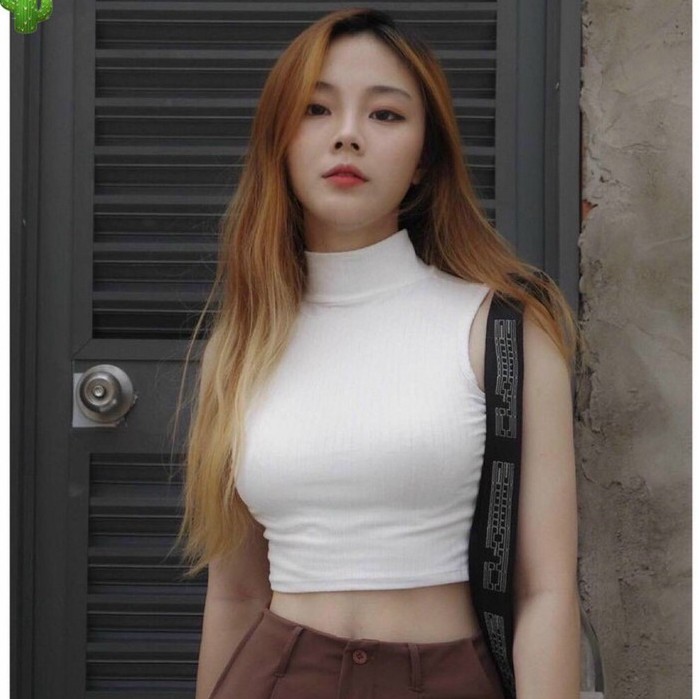 Áo Croptop Ba Lỗ Cổ Lọ Cá Tính