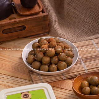 Ô mai Vạn Lợi - Sấu bao tử chua ngọt cay giòn - Hộp