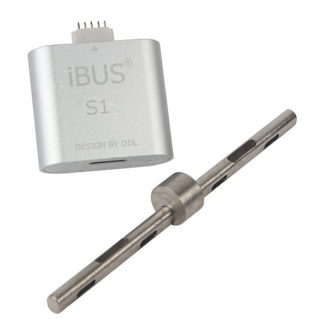 Cáp iBus S1 hỗ trợ chạy phần mềm đồng hồ Apple Watch Seri 1