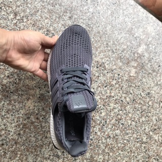 Giầy thể thao Ultra Boost xám cực độc
