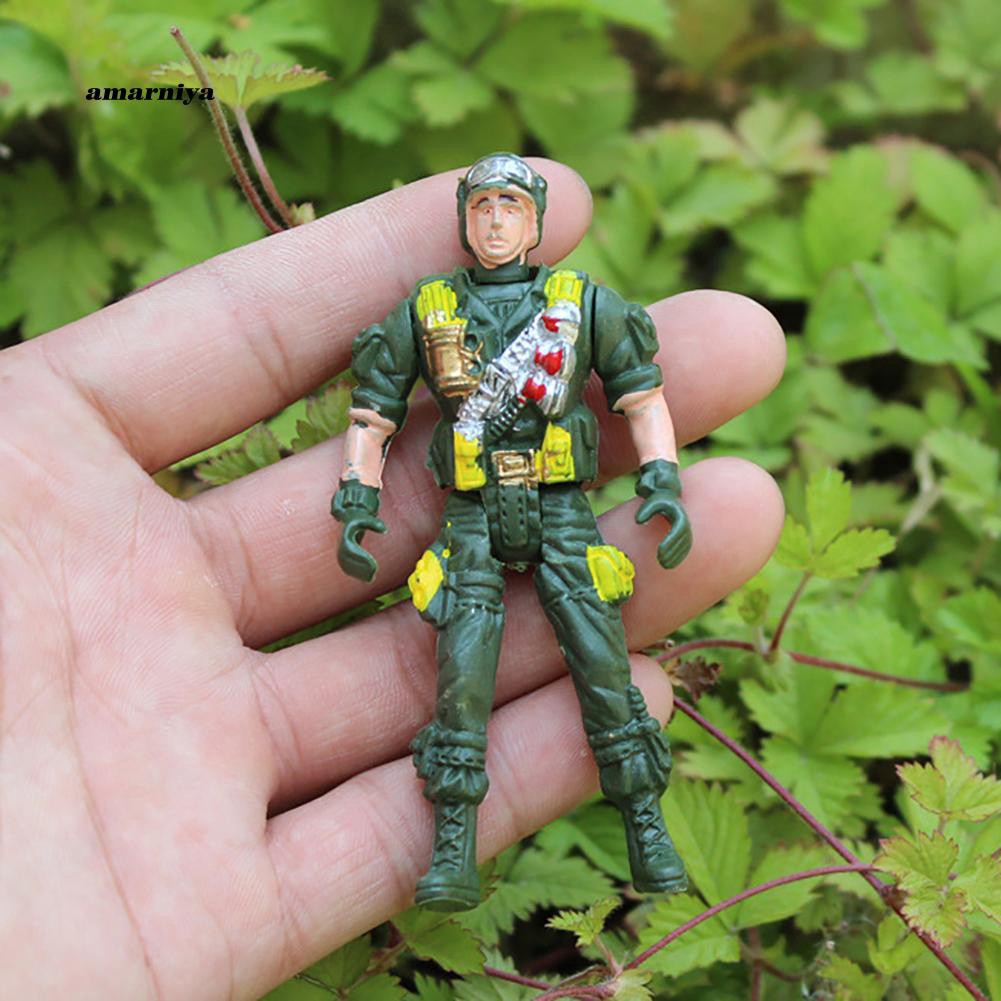 Mô hình người lính Mini Bằng Nhựa 9cm
