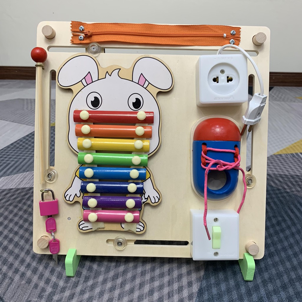 Bảng Bận Rộn BusyBoard Benrikids BR06 2 Mặt Đầy Đủ Các Tính Năng Cho Bé Phát Triển Trí Tuệ
