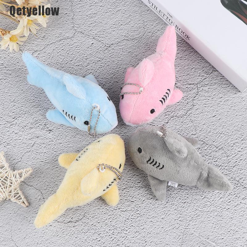 Móc khóa hình cá mập nhồi bông nhiều màu sắc 12cm