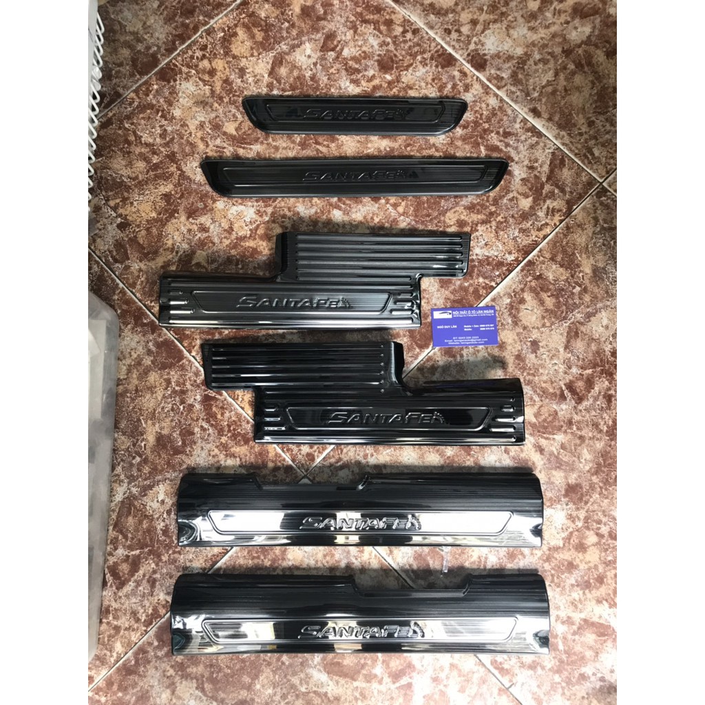 Bộ ốp bậc cửa Hyundai Santafe 2019 - 2021 mẫu Titan cao cấp