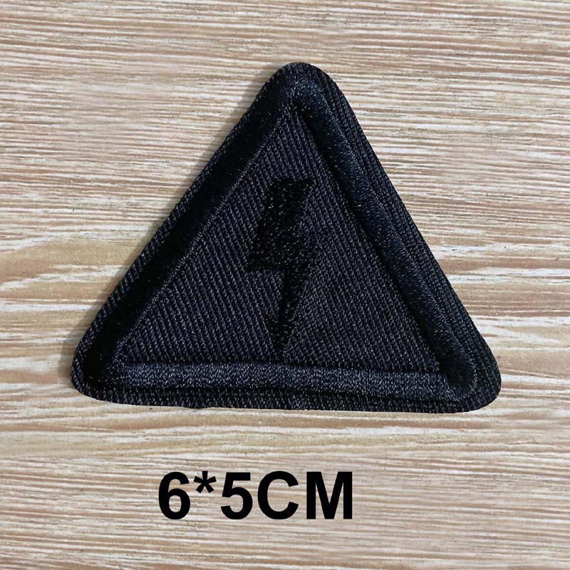 Sticker Ủi Thêu Chữ "SPORTS" Màu Đen 1 Cái / Ủi Dán Balo