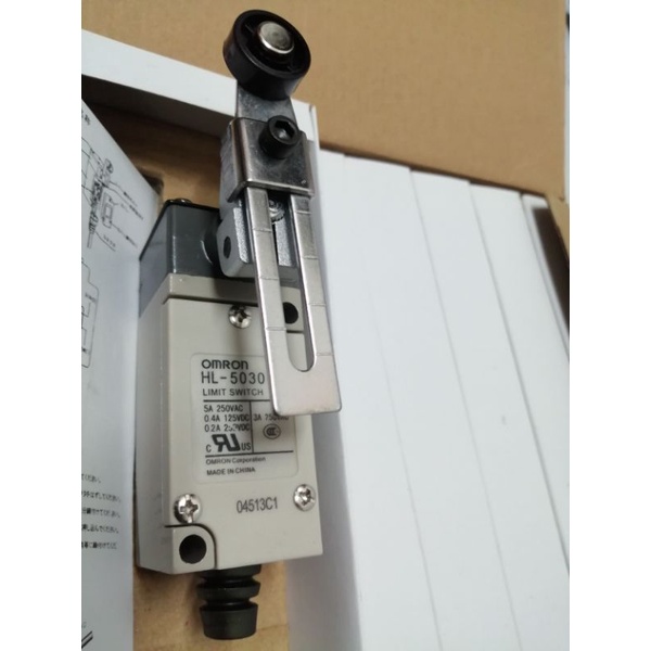Công tắc hành trình HL-5030 omron HL 5030 5A 250vac