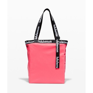 The Rest is Written Tote - Lulu.lemon
