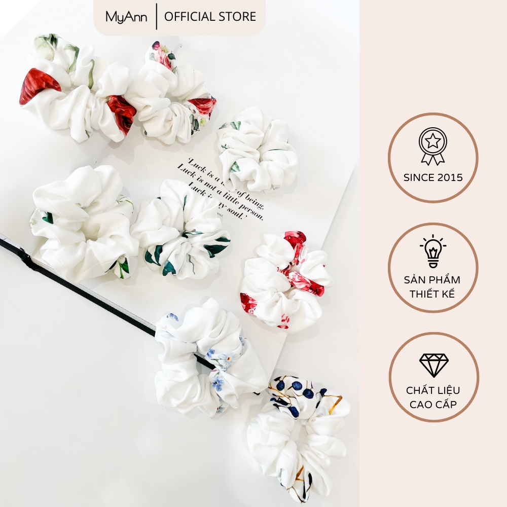 Dây cột tóc Scrunchies MyAnn, chất liệu lụa Crepe sang trọng, kết hợp cùng các mẫu váy thiết kế, tạo sự thanh lịch