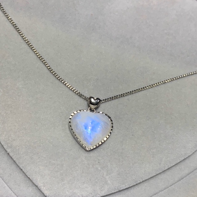 Mặt dây chuyền đá mặt trăng ( moonstone )