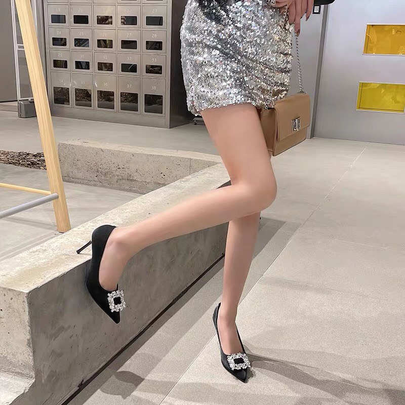 Ball Cao Gót 9p Hoa Đá Bít Mũi Hàng Cao Cấp Chuẩn Form Lên Chân Tôn Dáng - 2 Màu Trắng Đen Chị Chảnh Store