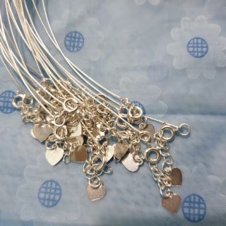 Vỏ vòng tay chỉ bạc ta xỏ hạt