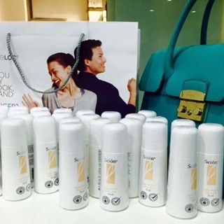 Lăn khử mùi nuskin scion